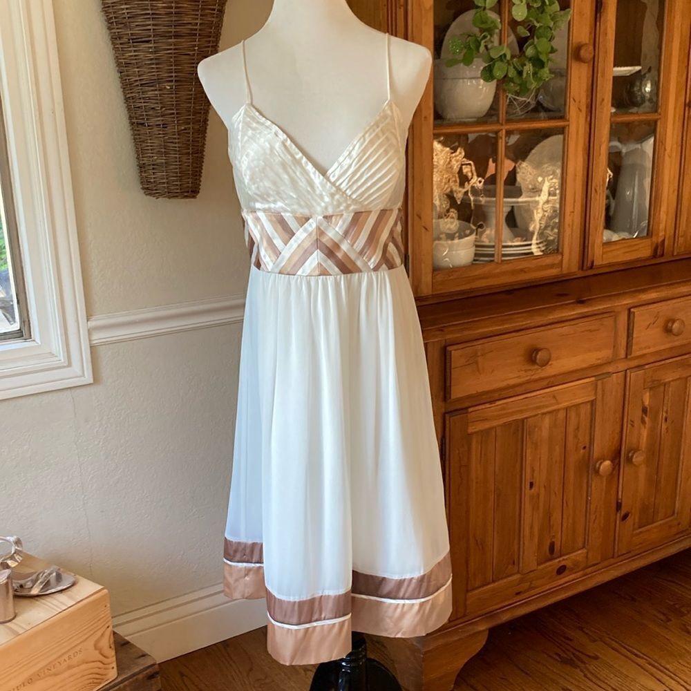 Eliza J Ivory Formal Strappy Chiffon Satin Band Lined Dress Women’s Size 12 New